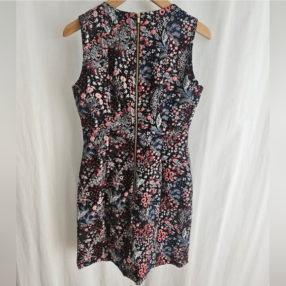 H&M Floral Embroidery Sleeveless Dress - Picture 7 of 16